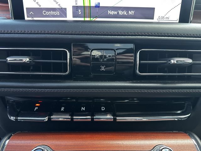 Certified 2024 Lincoln Aviator Reserve w/ Jet Package AWD/4WD image 23
