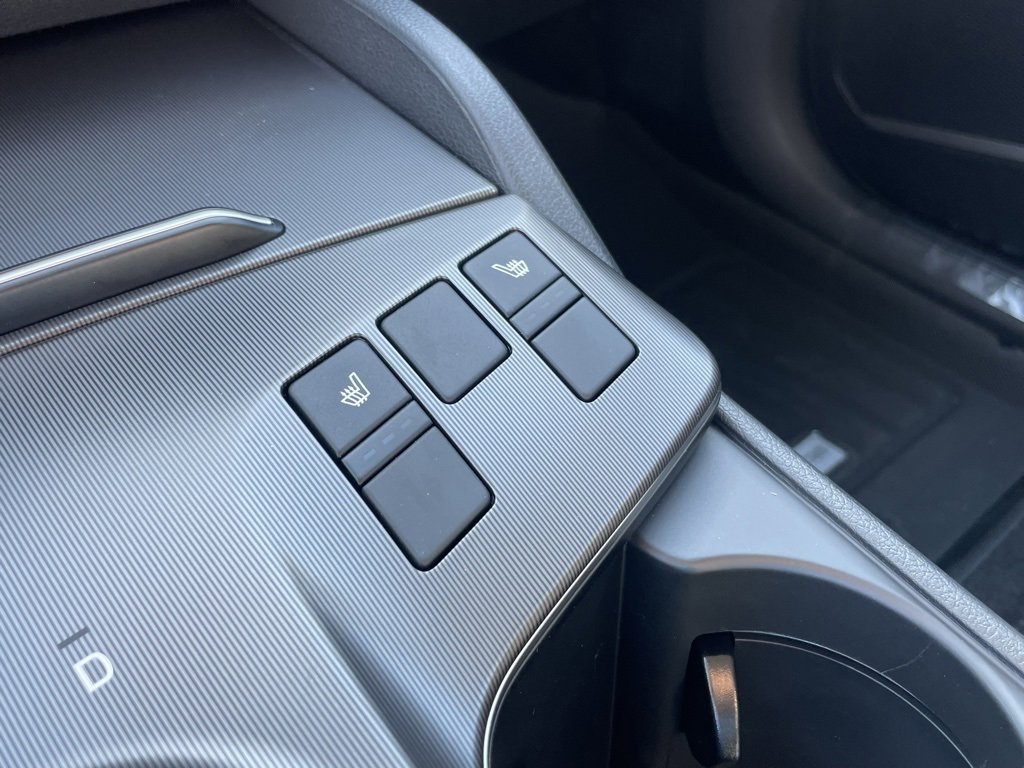 New 2026 Kia Sportage EX image 17