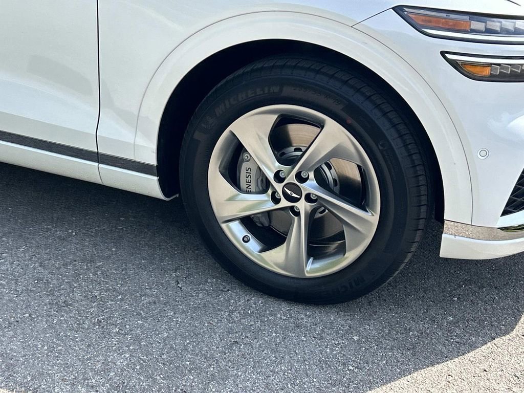 New 2026 Genesis GV70 2.5T Advanced AWD/4WD image 9