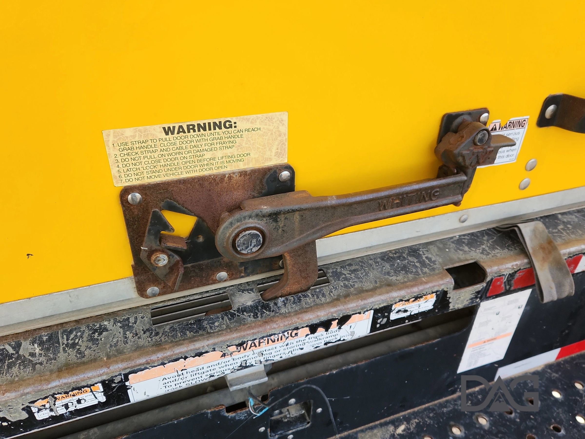 Used 2015 Ford E-350 and Econoline 350 Super Duty image 12