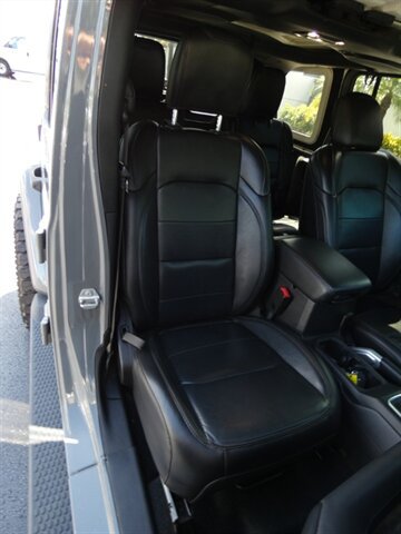 Used 2020 Jeep Wrangler Unlimited Sahara AWD/4WD image 49