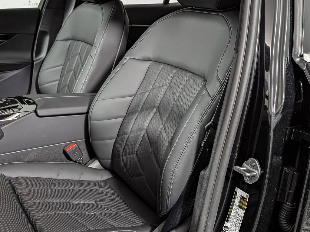 New 2026 BMW 530i xDrive w/ Premium Package image 15