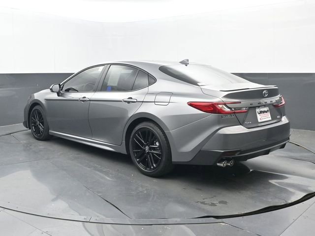 Used 2025 Toyota Camry SE w/ Multimedia Upgrade Package FWD image 3