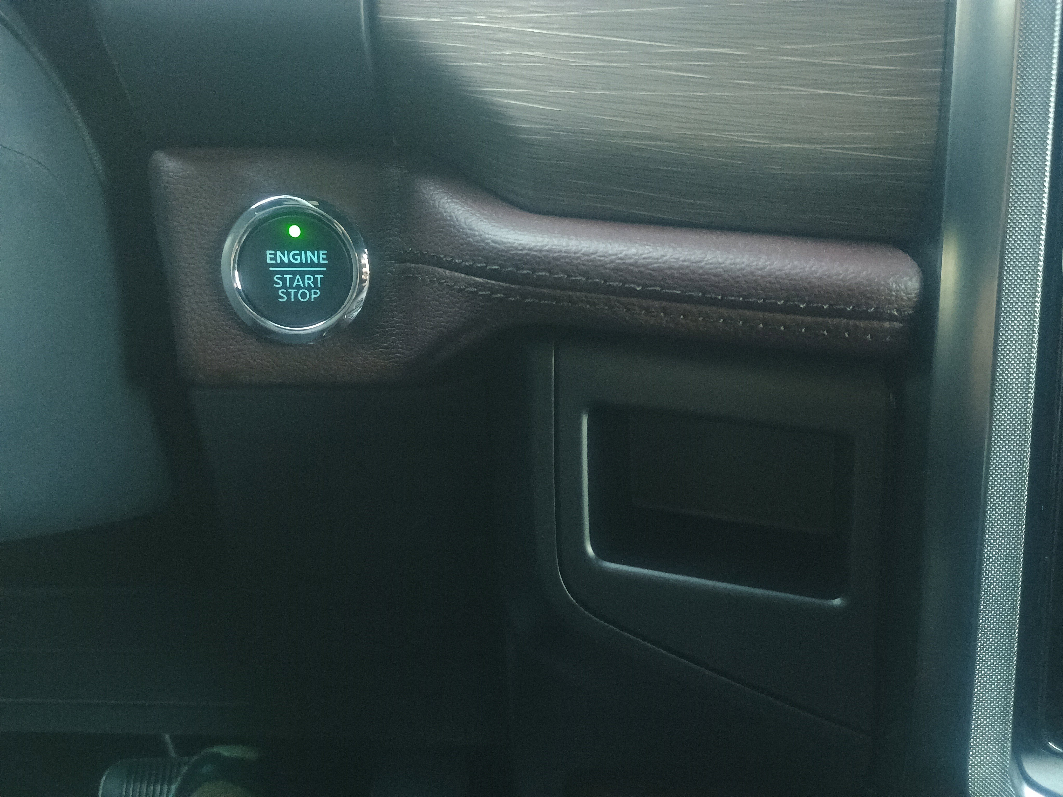 Certified 2024 Ford Expedition Limited image 30