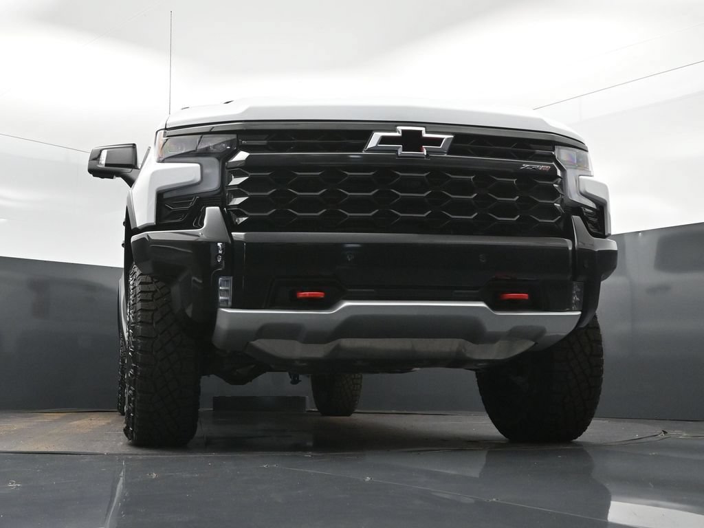 New 2026 Chevrolet Silverado 1500 ZR2 w/ LPO, Dark Essentials Package AWD/4WD image 47