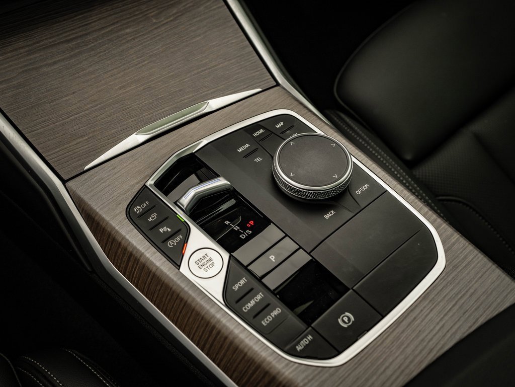 Used 2025 BMW 330i xDrive Sedan image 33