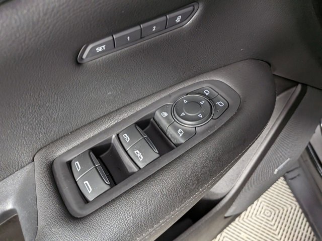 Certified 2022 Cadillac XT5 Premium Luxury image 18