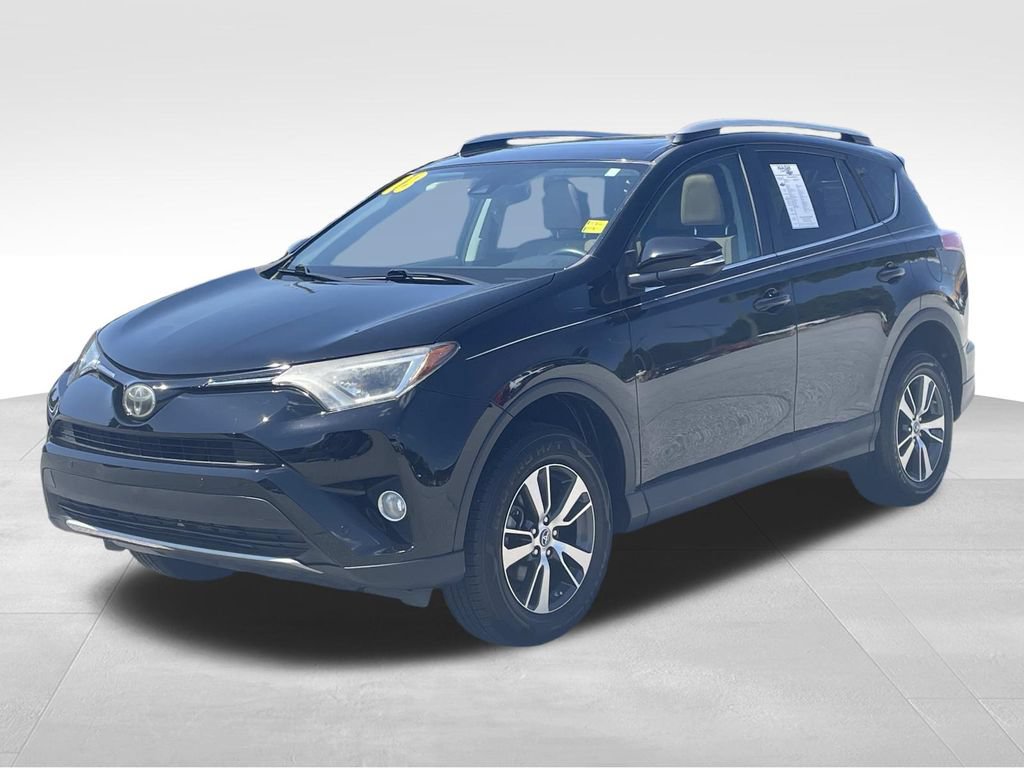 Used 2018 Toyota RAV4 XLE FWD image 8
