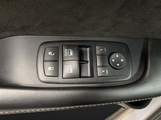 Used 2015 Dodge Challenger SRT Hellcat image 27