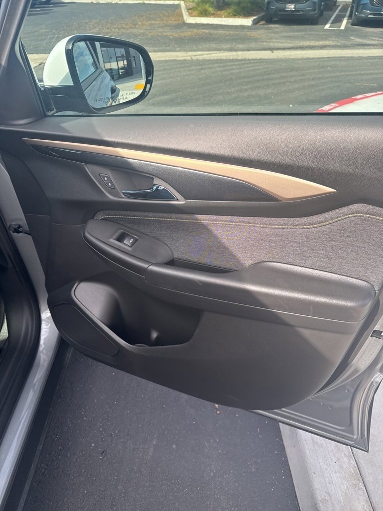 Used 2025 Chevrolet TrailBlazer ACTIV w/ Driver Confidence Package image 34