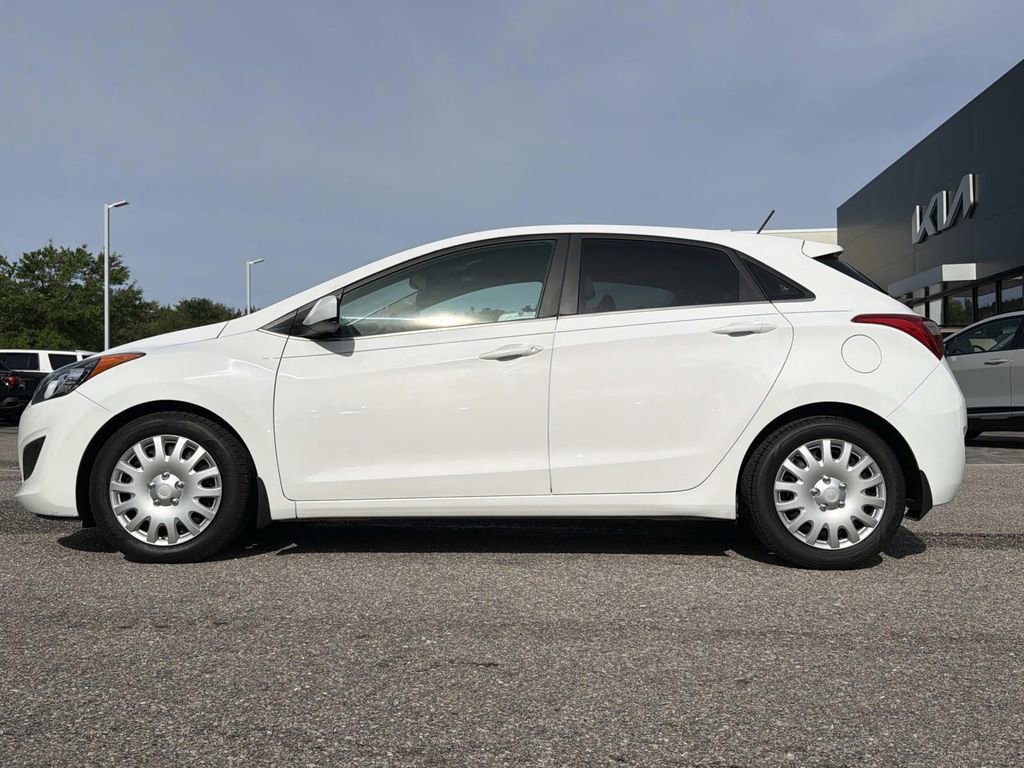 Used 2016 Hyundai Elantra GT FWD image 7