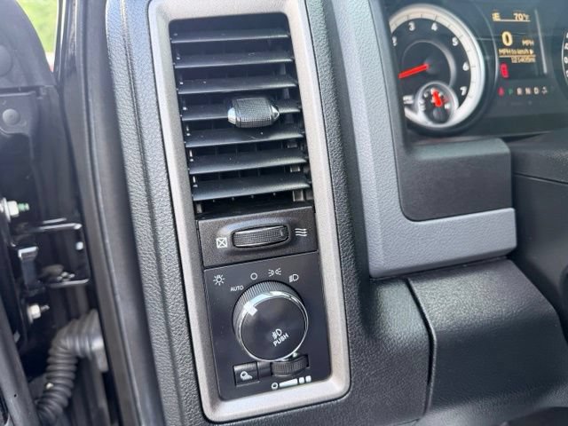 Used 2014 RAM 1500 Express AWD/4WD image 22