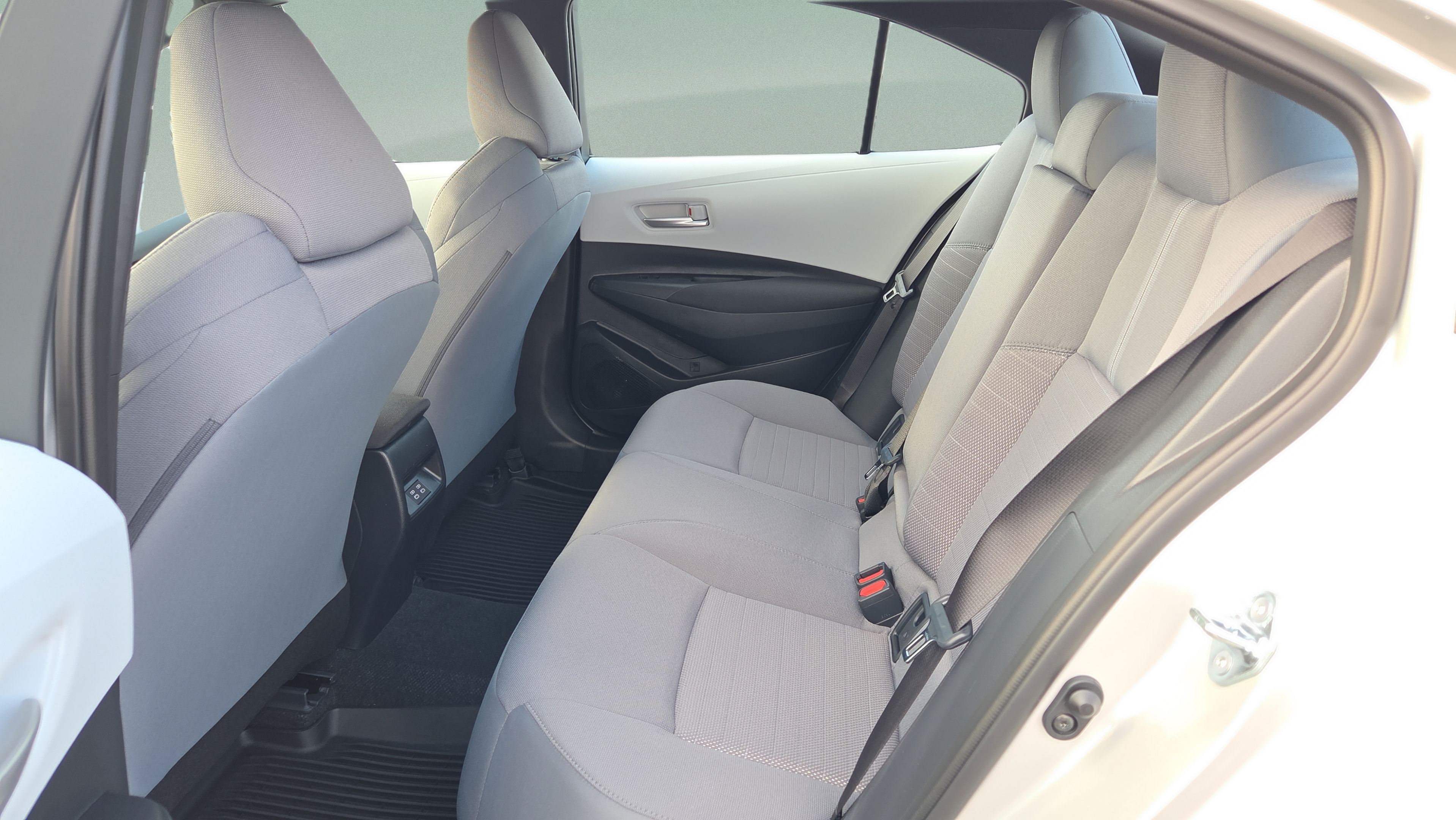 Certified 2026 Toyota Corolla SE FWD image 10