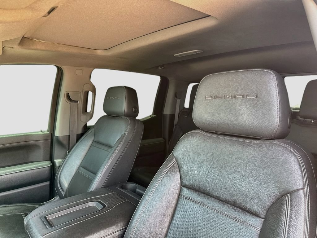 Used 2021 GMC Sierra 1500 Denali w/ Denali Ultimate Package AWD/4WD image 13