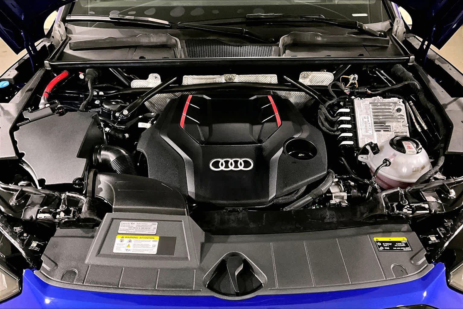 Used 2024 Audi SQ5 Prestige AWD/4WD image 29