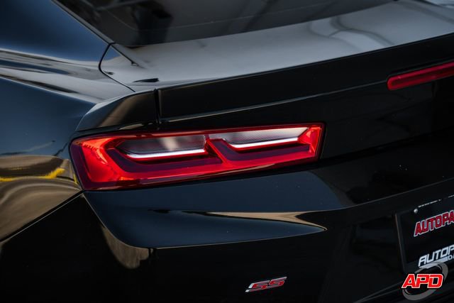 Used 2018 Chevrolet Camaro SS image 37