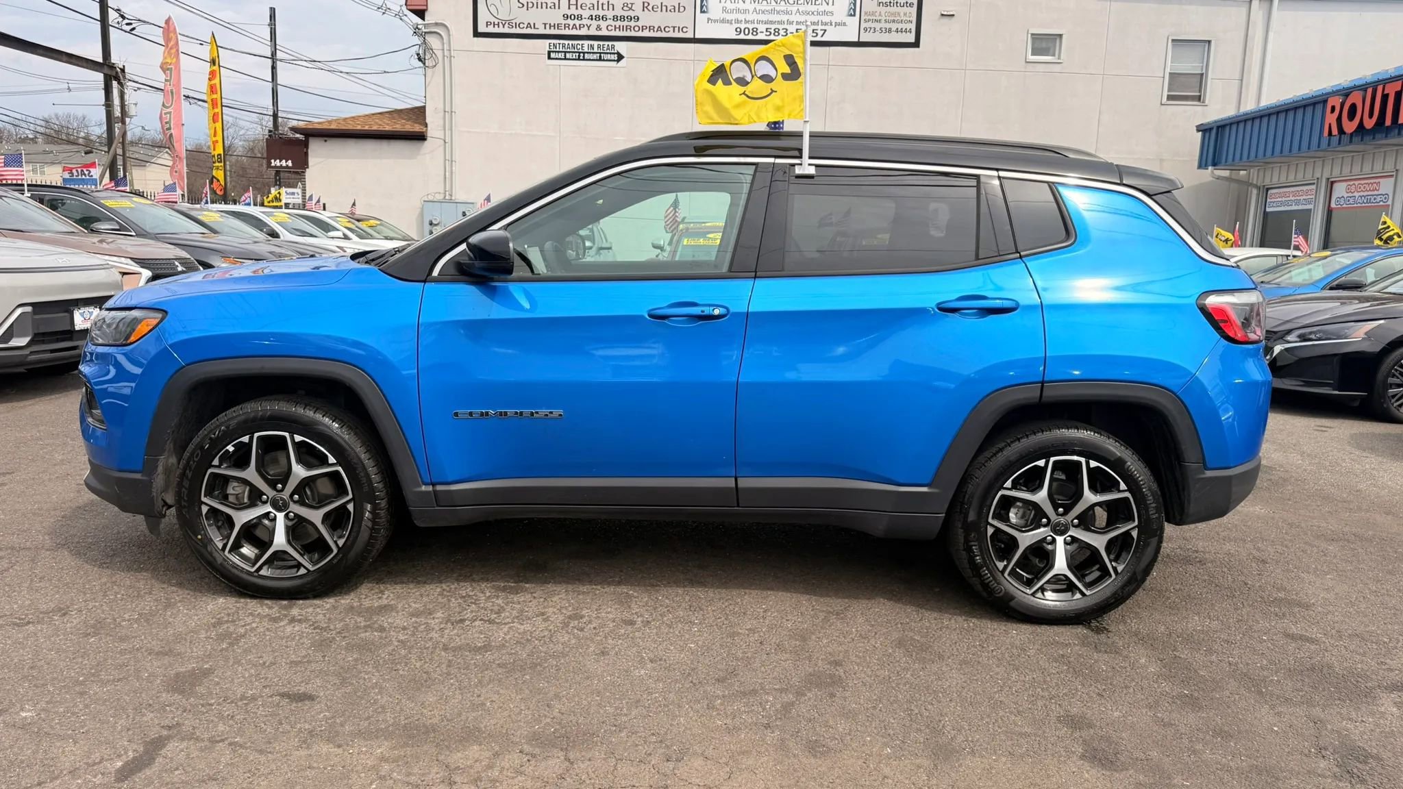 Used 2025 Jeep Compass Limited AWD/4WD image 10