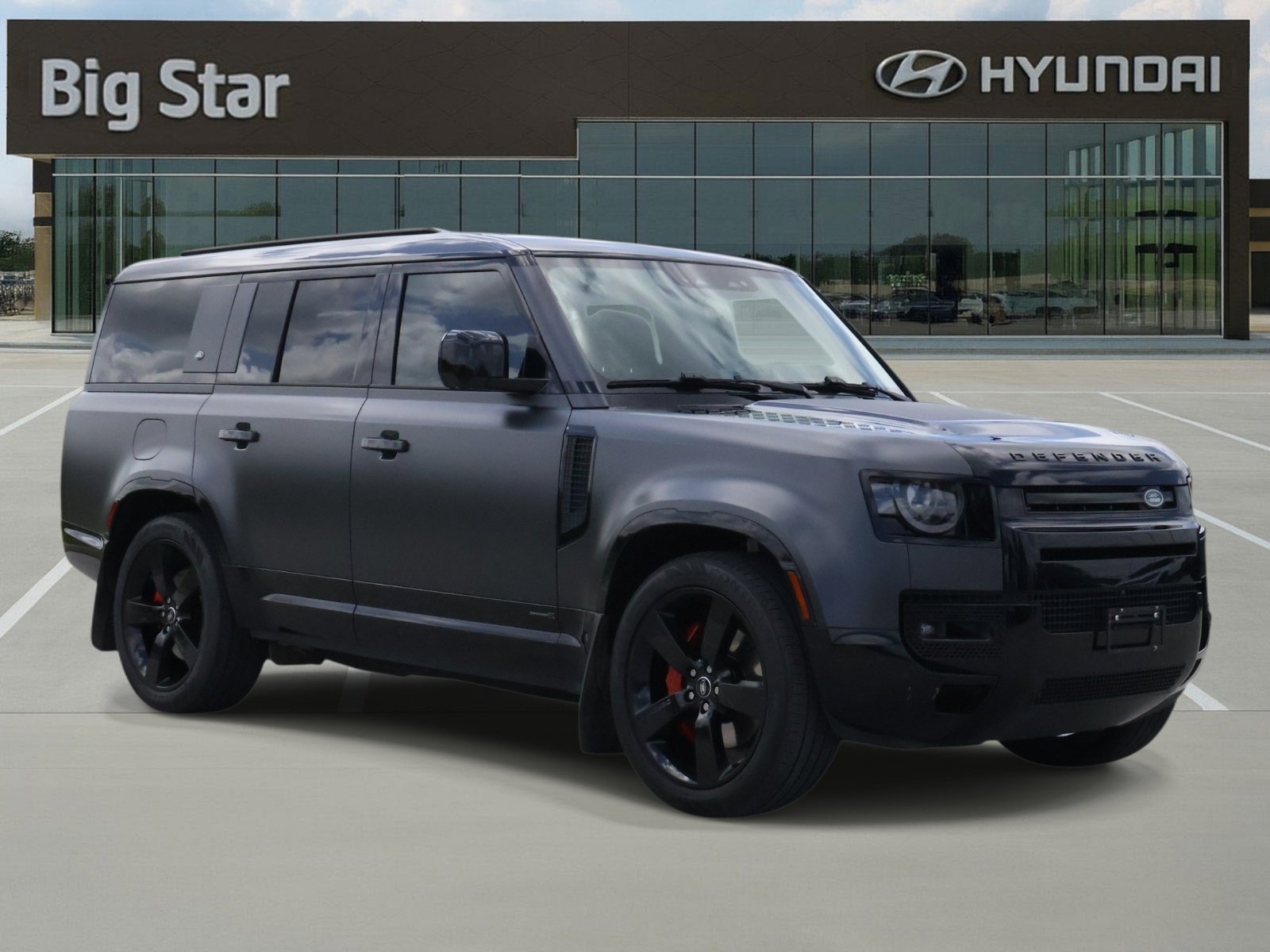 Used 2024 Land Rover Defender 130 X image 6