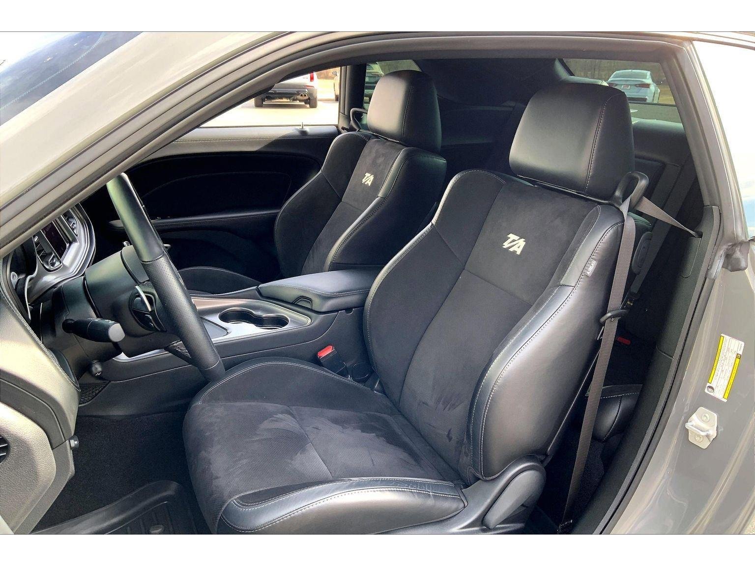 Used 2023 Dodge Challenger R/T w/ T/A Package image 17