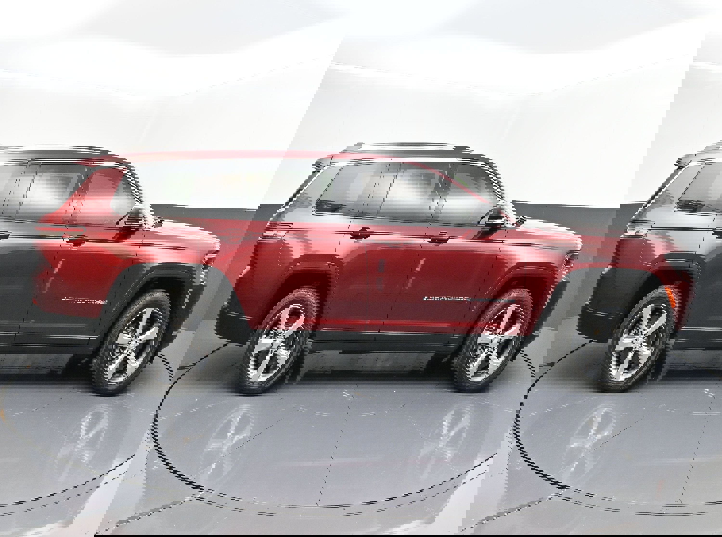 Used 2022 Jeep Grand Cherokee L Limited image 8