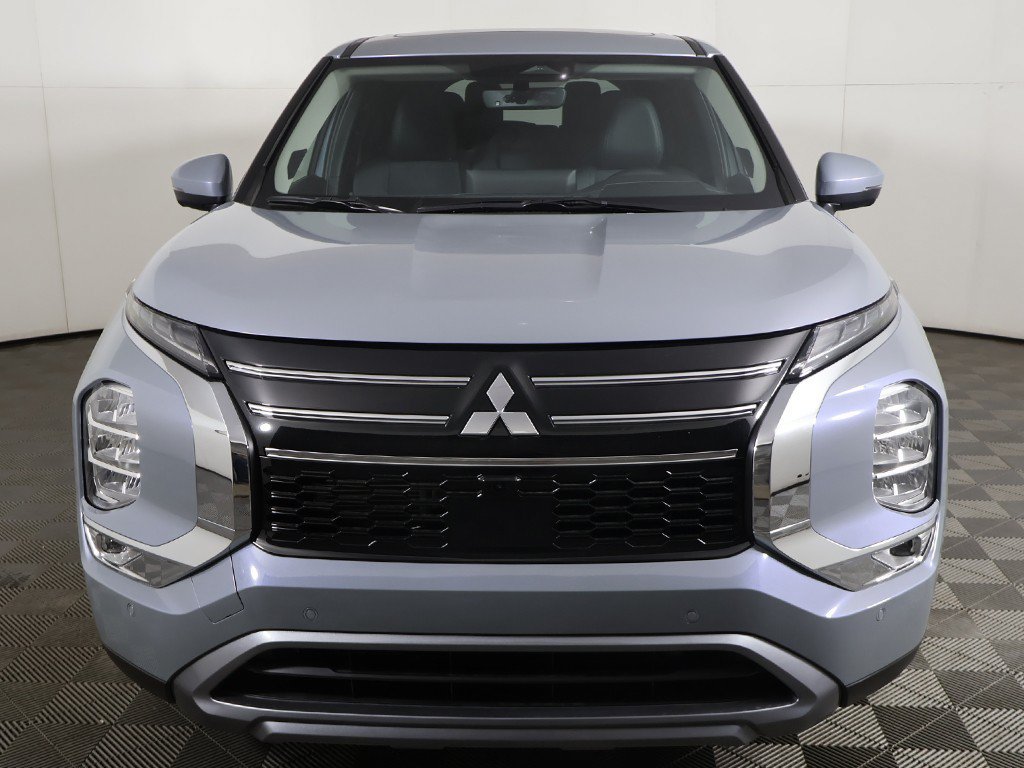 New 2026 Mitsubishi Outlander SE FWD image 14