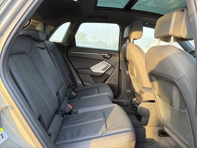 Used 2024 Audi Q3 2.0T Premium image 21