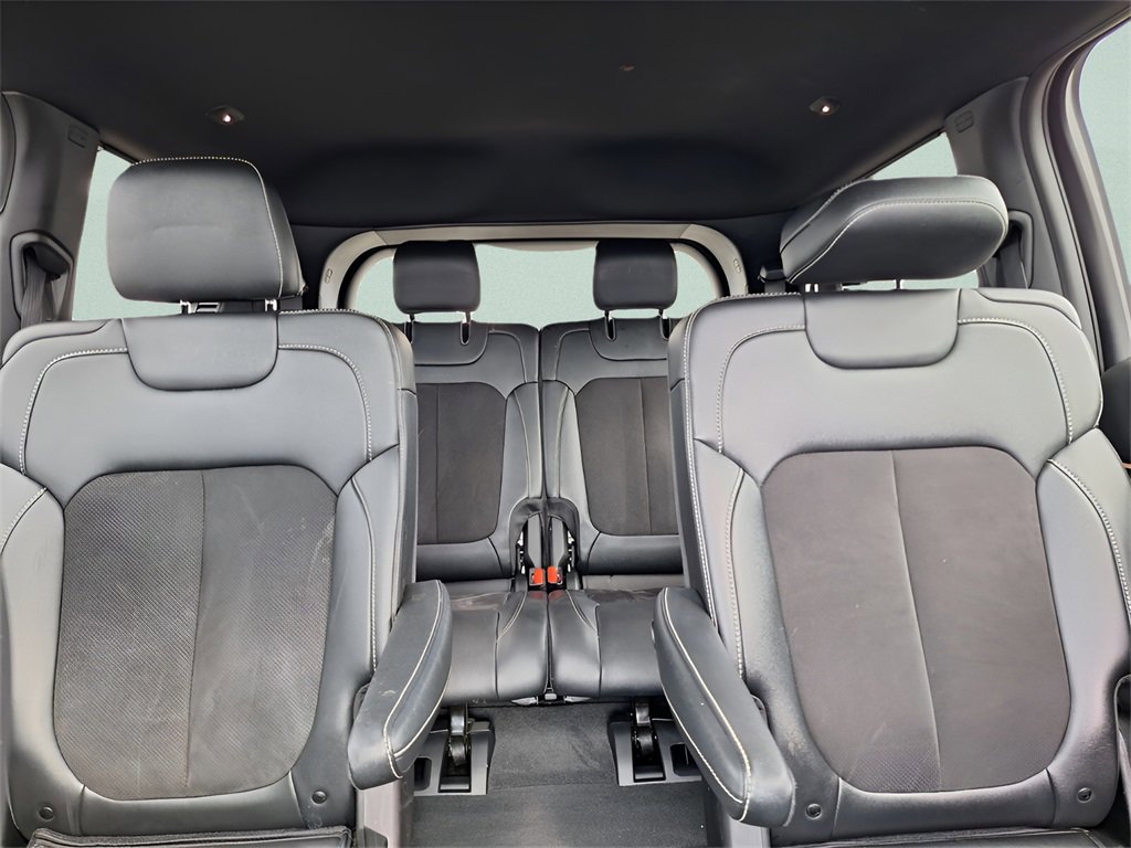 Used 2023 Jeep Grand Cherokee L Altitude image 24