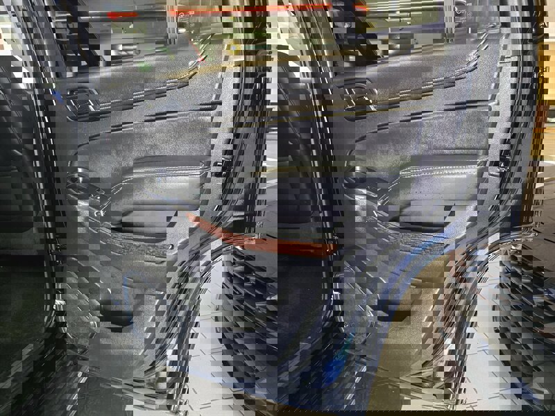 Used 2016 GMC Yukon SLT image 18