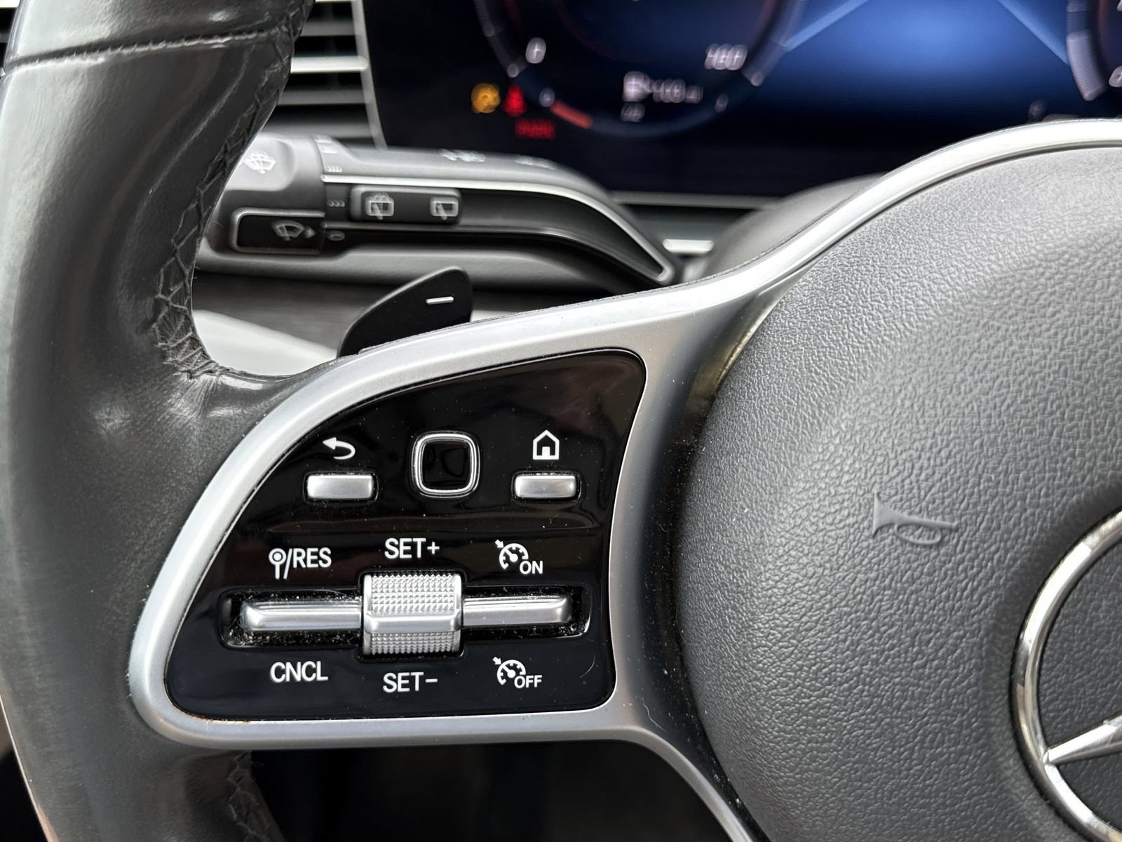 Used 2020 Mercedes-Benz GLE 350 4MATIC image 21