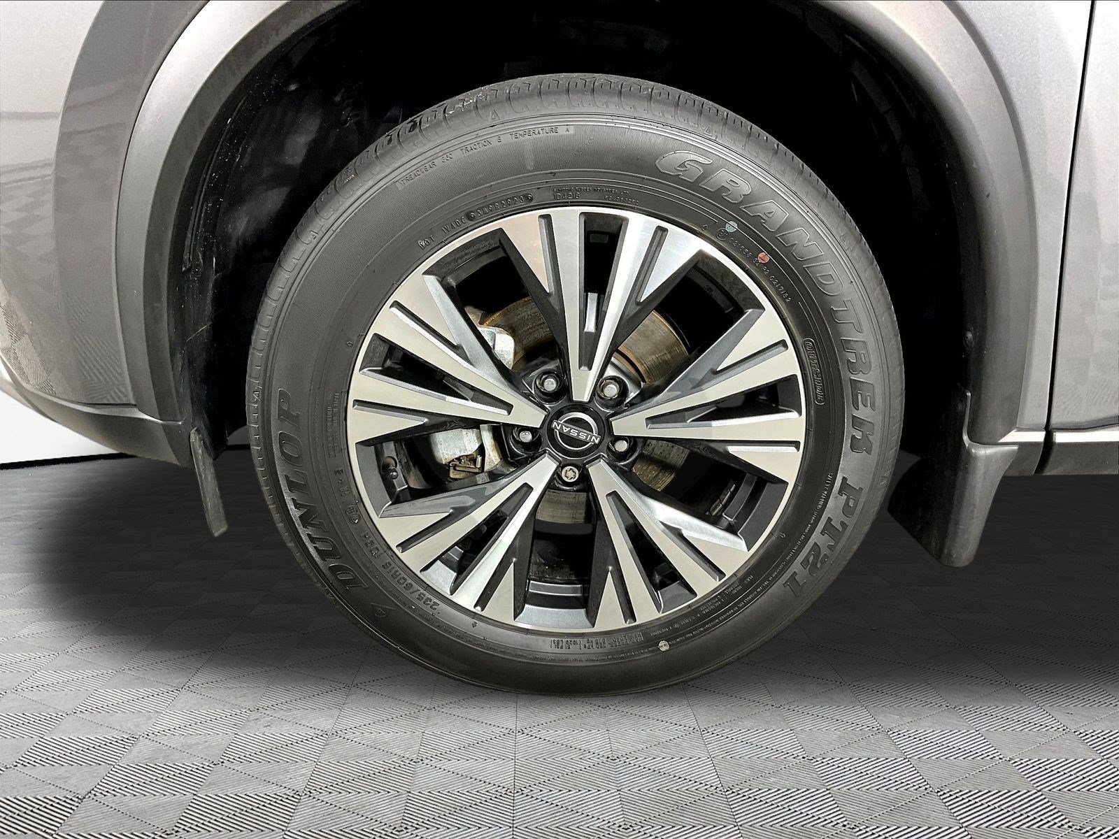 Certified 2023 Nissan Rogue SV w/ SV Premium B Package AWD/4WD image 34