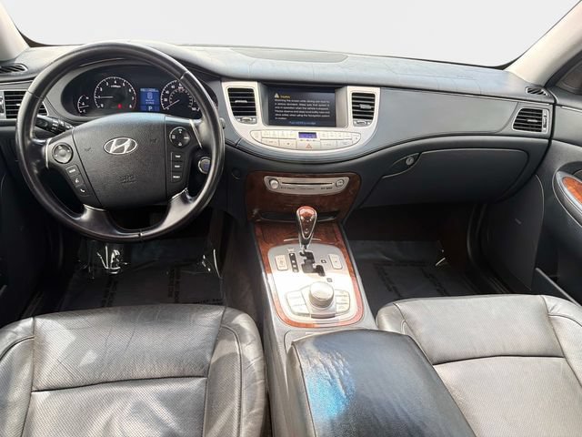 Used 2009 Hyundai Genesis 3.8 w/ Technology Pkg 4 RWD image 15