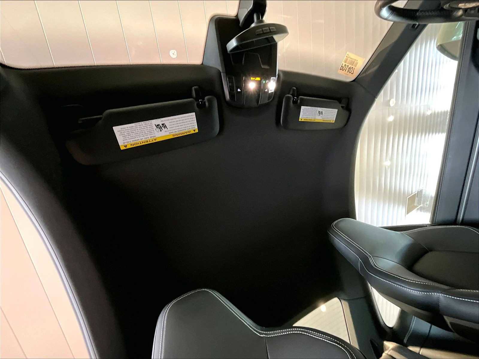 Used 2025 Porsche 911 Carrera image 25