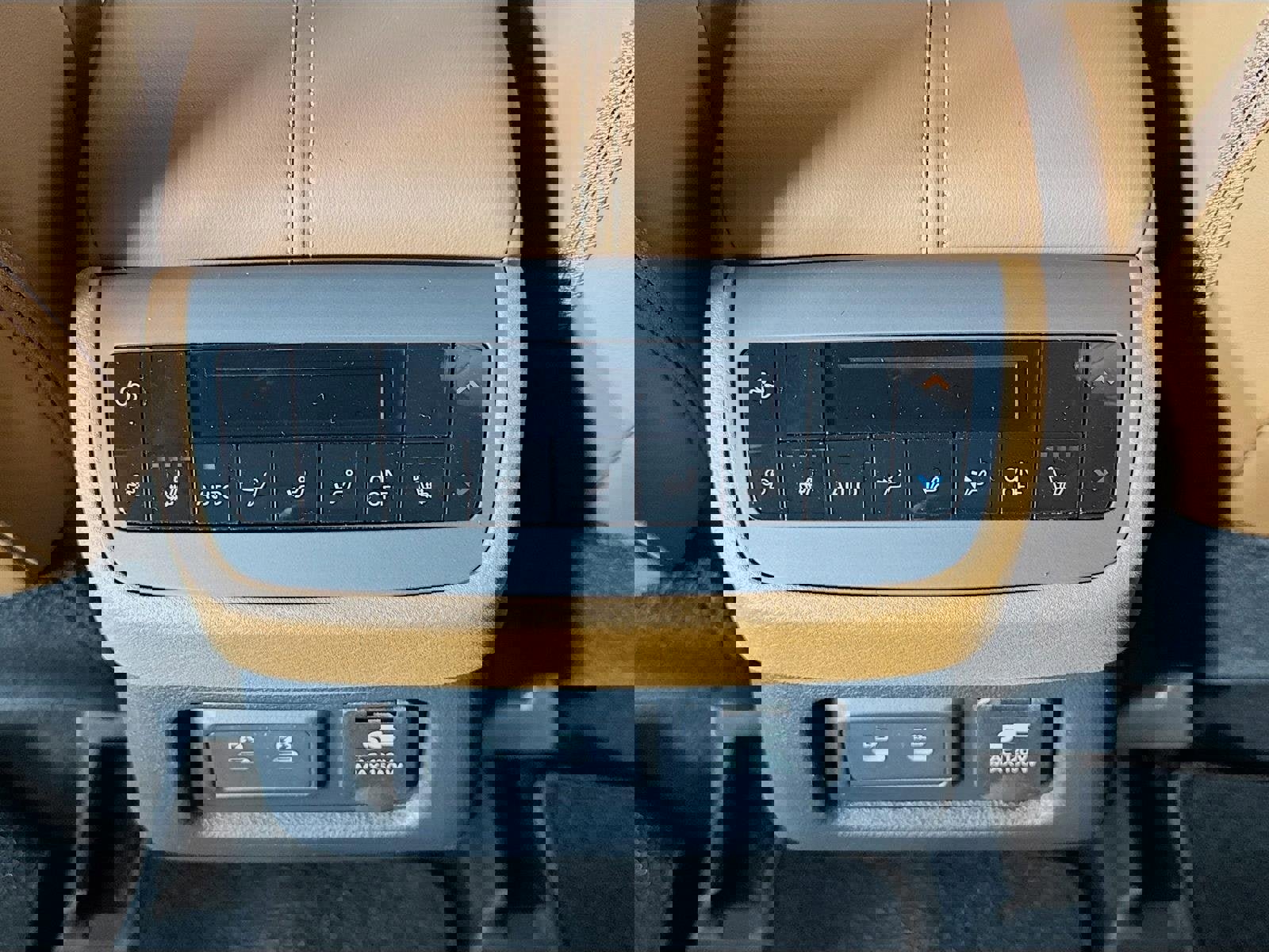 New 2026 Nissan Pathfinder Platinum image 25