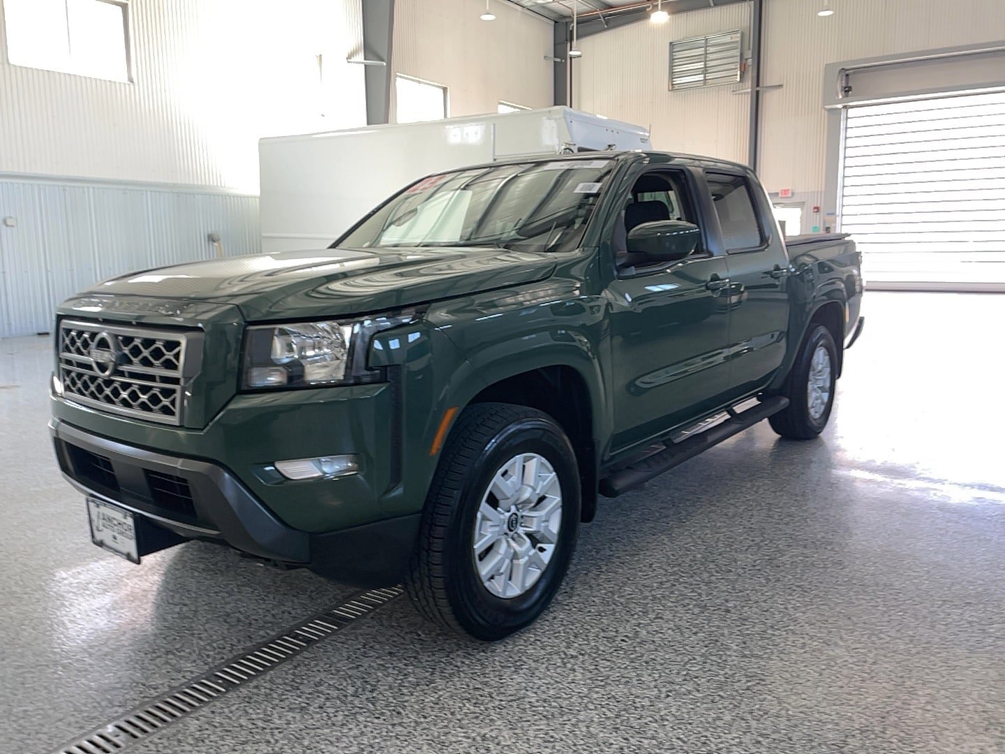 Certified 2023 Nissan Frontier SV w/ SV Convenience Package AWD/4WD image 3