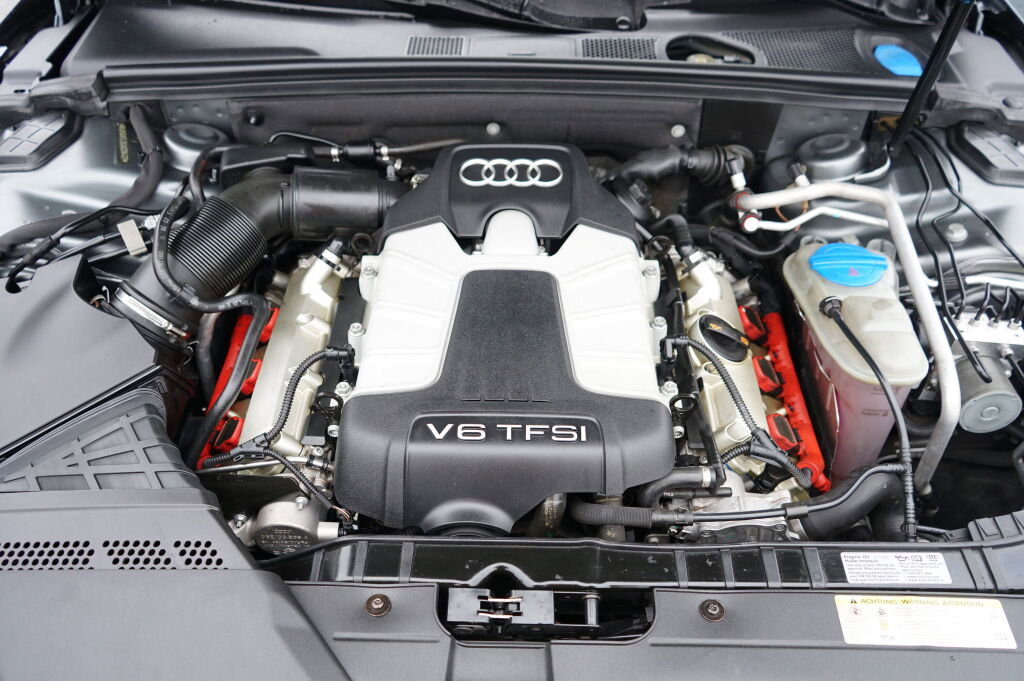 Used 2012 Audi S4 Prestige w/ Prestige Pkg image 9