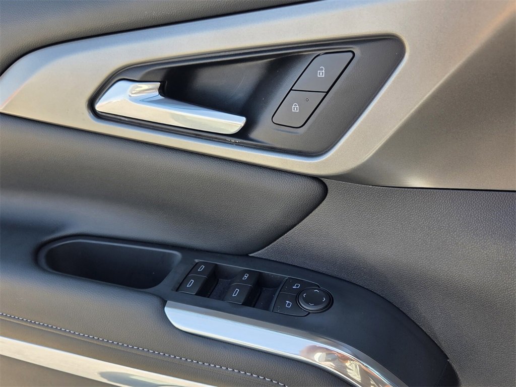 New 2026 Chevrolet Traverse LT w/ Enhanced Driving Package image 29