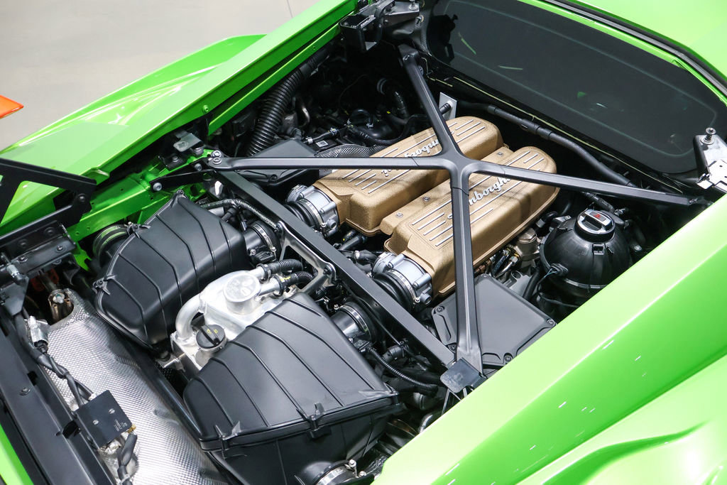 Used 2022 Lamborghini Huracan STO image 34