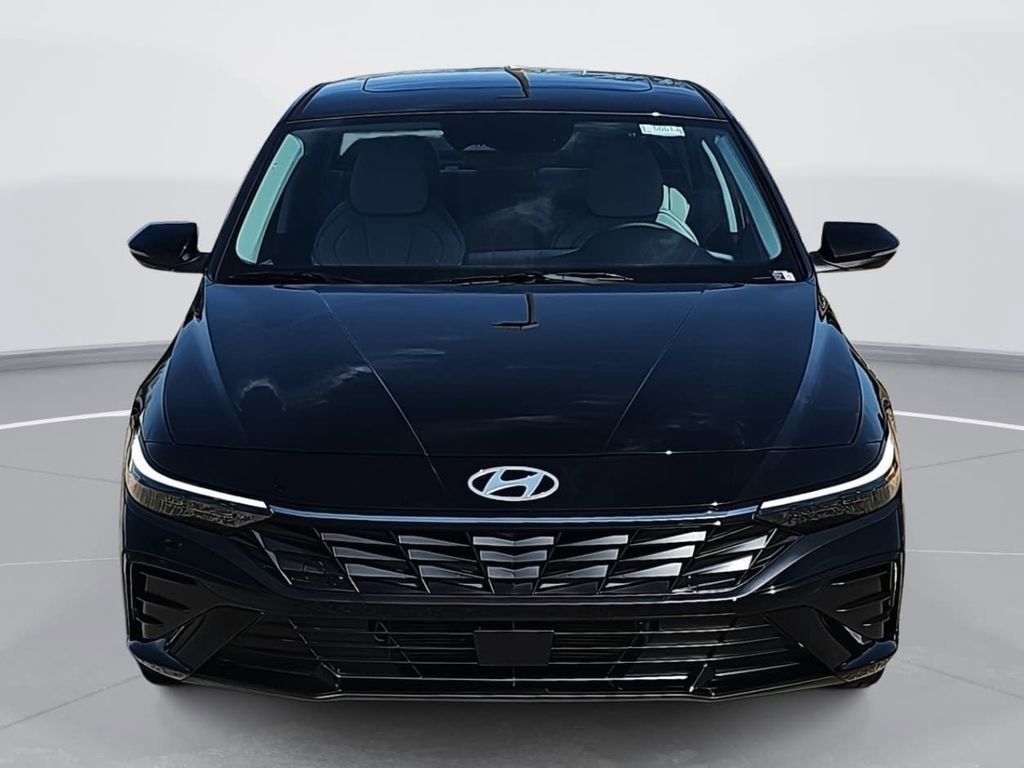 New 2026 Hyundai Elantra Limited image 2