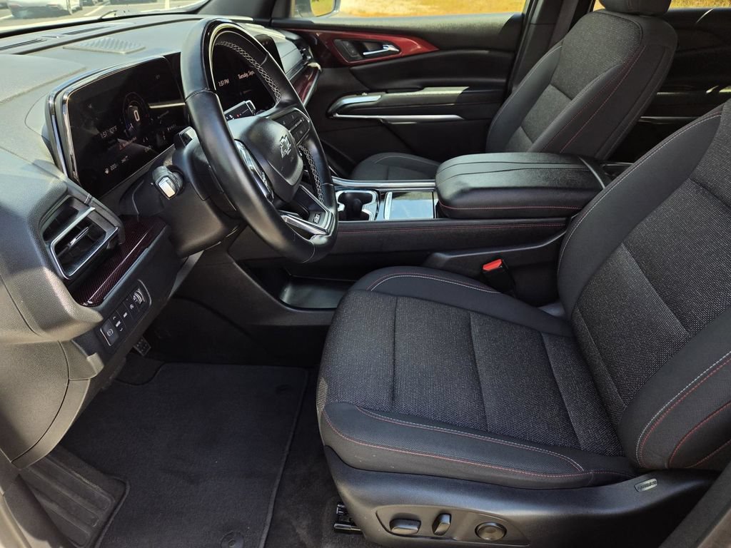 Used 2024 Chevrolet Traverse Z71 w/ Enhanced Driving Package AWD/4WD image 13