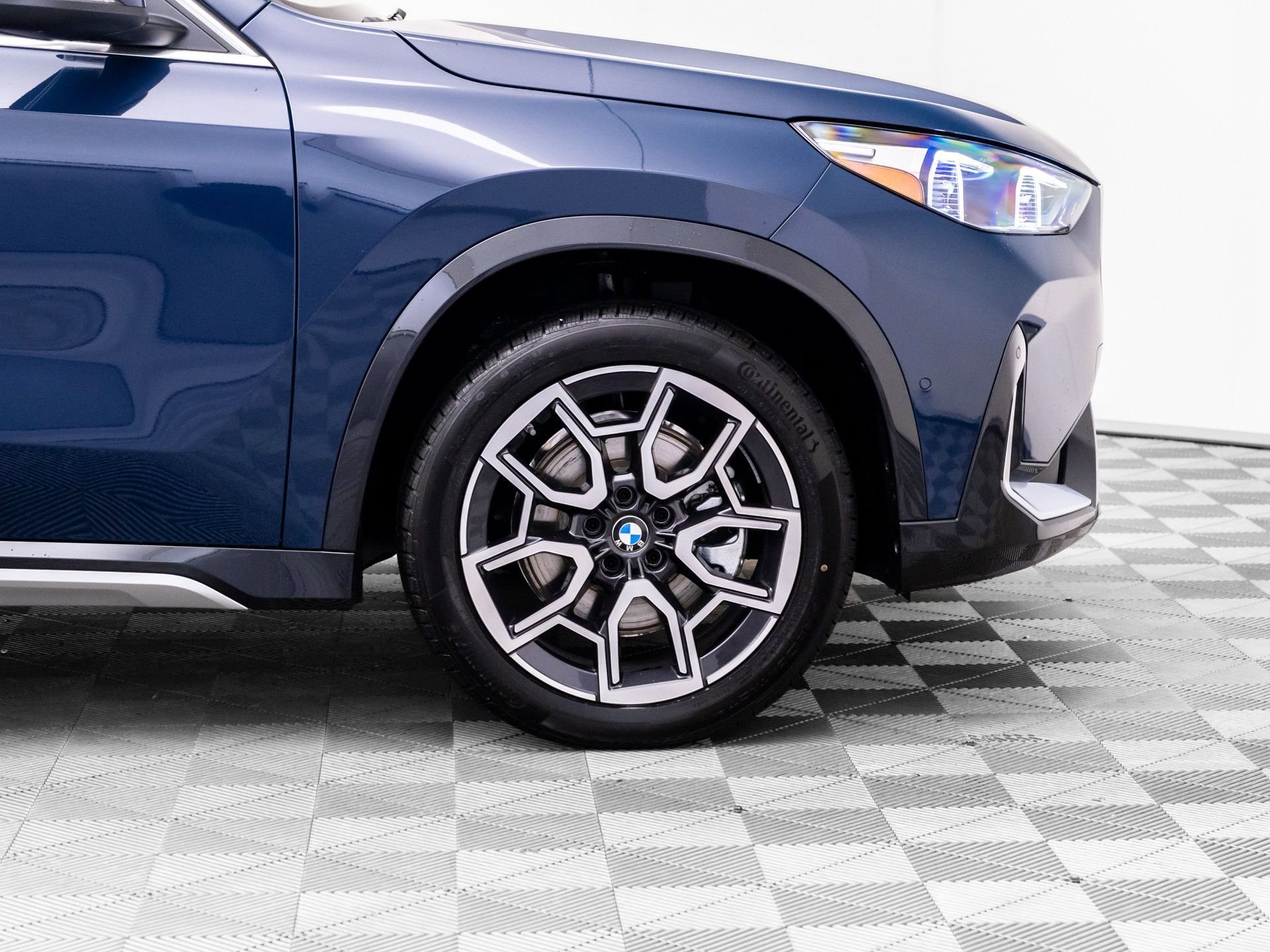 New 2026 BMW X1 xDrive28i w/ Convenience Package AWD/4WD image 34