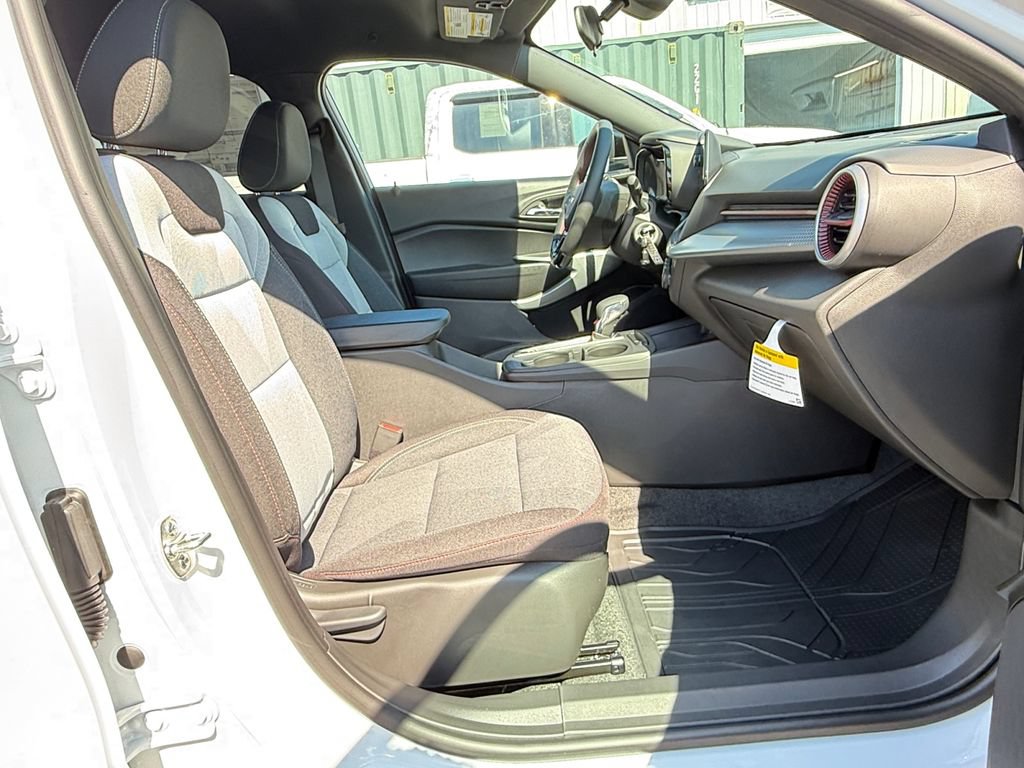 New 2026 Chevrolet Trax RS w/ Driver Confidence Package FWD image 24