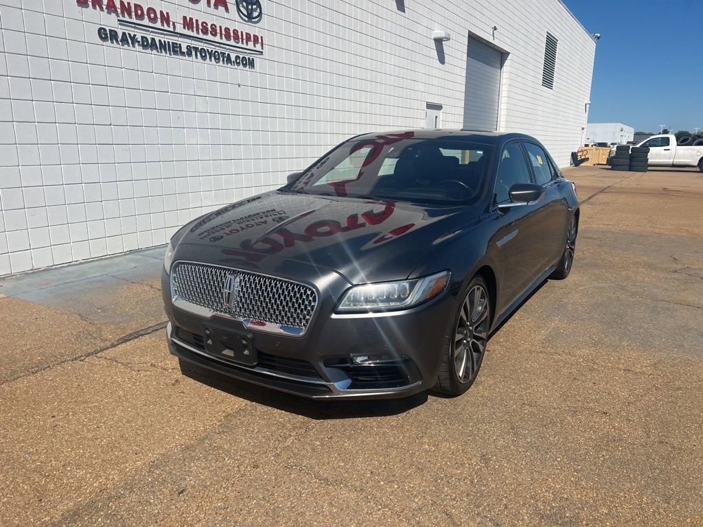 Used 2020 Lincoln Continental Reserve w/ Luxury Package image 3