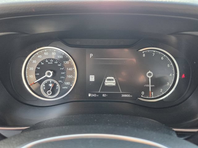 Used 2025 Genesis G70 2.5T RWD image 33