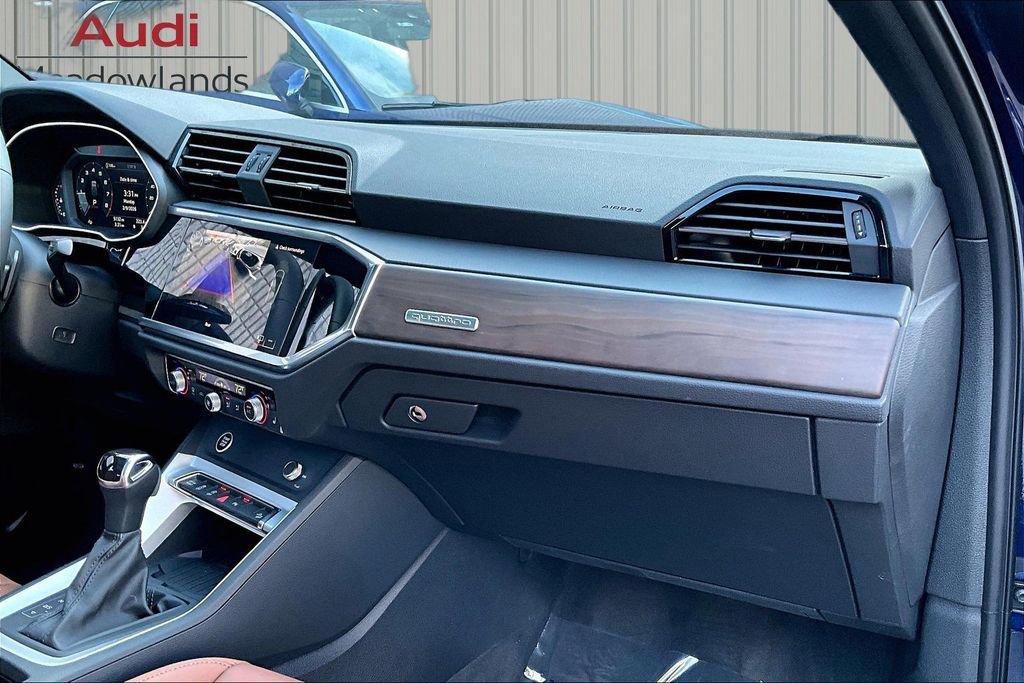 Used 2025 Audi Q3 2.0T Premium w/ Convenience Package image 26