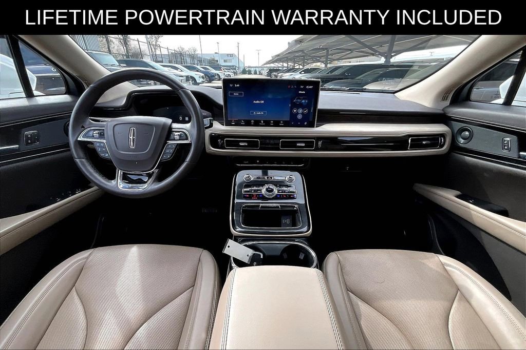 Used 2023 Lincoln Nautilus Reserve w/ Equipment Group 201A image 16