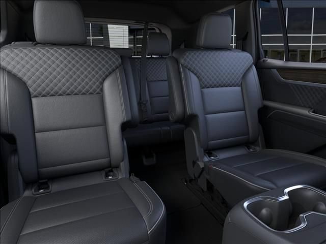 New 2027 GMC Acadia Denali FWD image 17