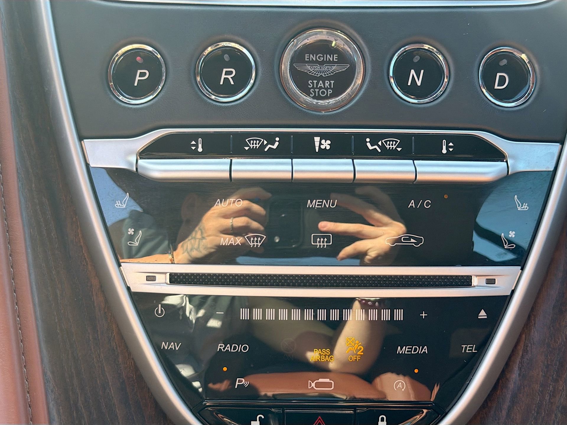 Used 2018 Aston Martin DB11 V12 image 43