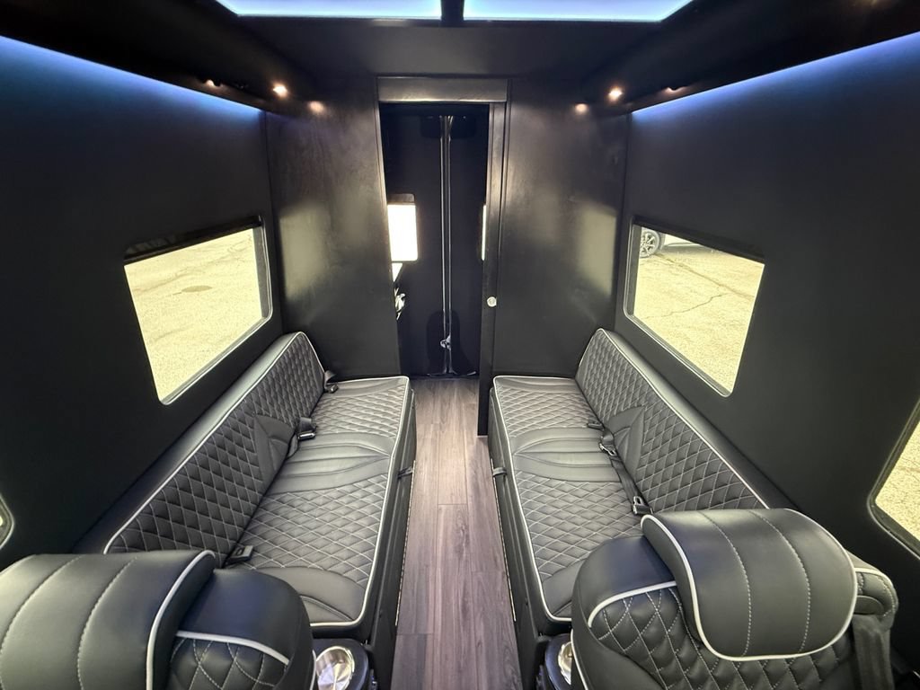 Used 2023 Mercedes-Benz Sprinter 3500 w/ Parking Package image 36