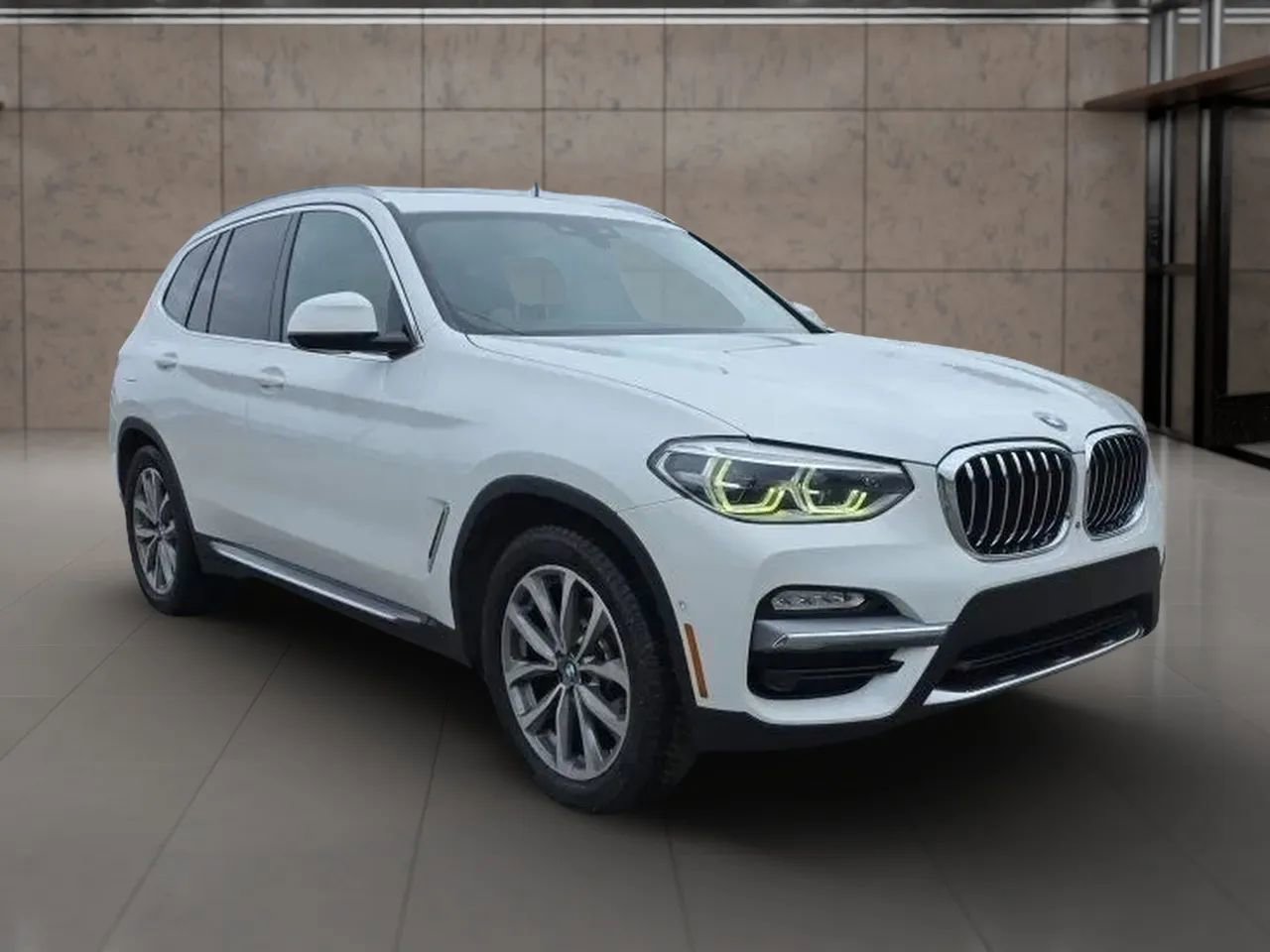 Used 2019 BMW X3 xDrive30i w/ Executive Package image 2