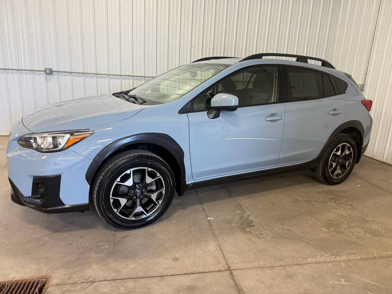 Used 2020 Subaru Crosstrek 2.0i Premium w/ Moonroof Package 2 AWD/4WD image 2